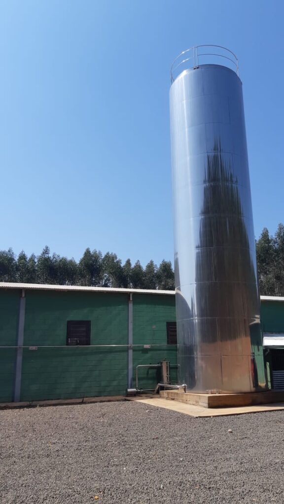 reservatórios de água mineral